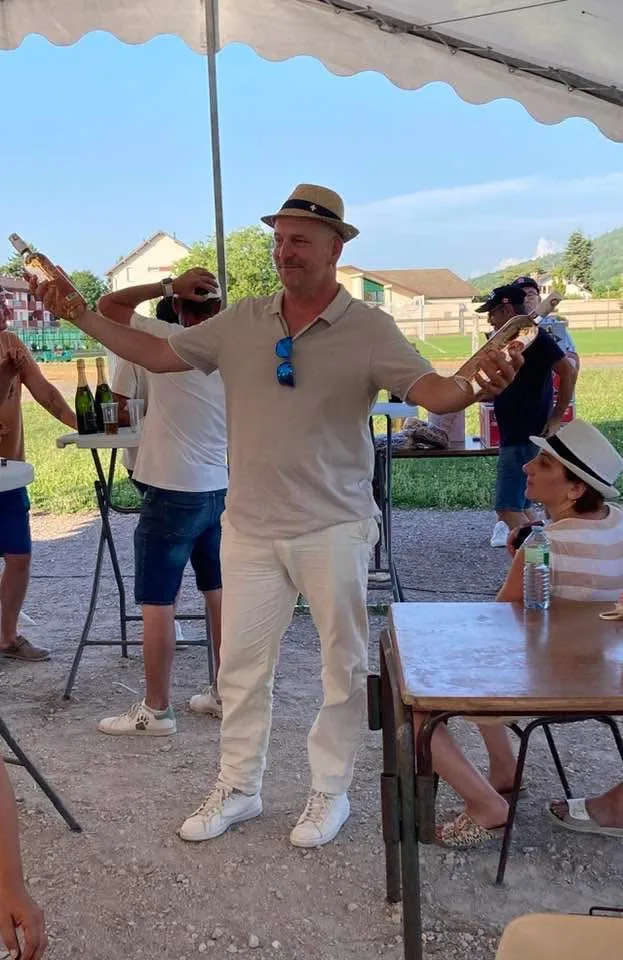 Ambiance conviviale à la buvette